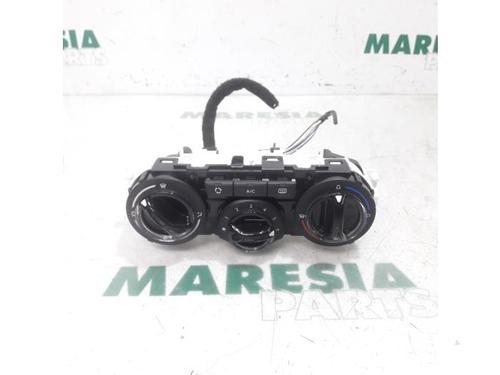 Used Climate control PEUGEOT 208 I (CA_, CC_) 1.2 VTI 82 (82 hp) 31387704