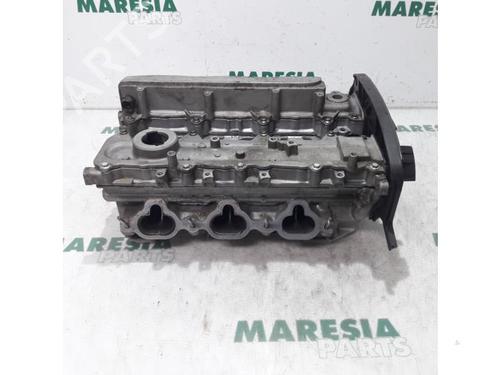 Used Cylinder head PEUGEOT 406 Break (8E/F) 3.0 24V (190 hp) 31431759