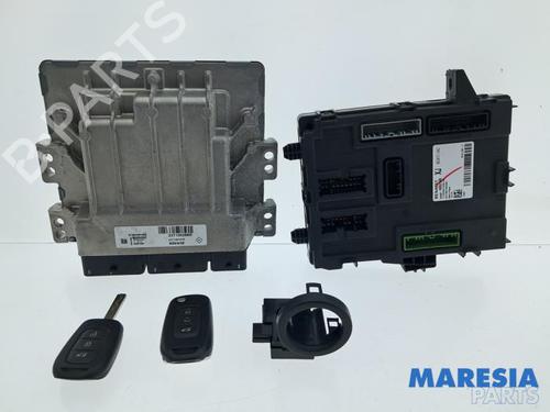 Used Engine control unit (ECU) Engine control unit (ECU) RENAULT MEGANE IV Hatchback (B9A/M/N_) 1.2 TCe 130 (B9MR) (130 hp) 31816743 31816743