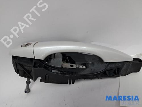 Used Front left exterior door handle Front left exterior door handle 38311976 38311976