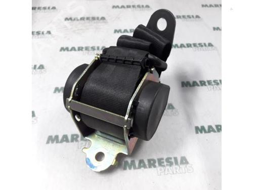 Used Rear right seatbelt PEUGEOT 407 SW (6E_, 6D_) 2.0 HDi 135 (136 hp) 31531189