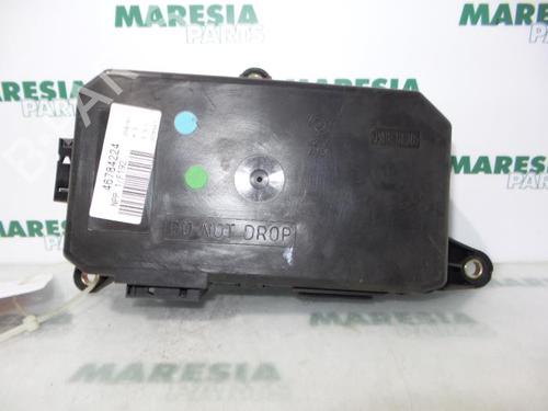 Used Control unit FIAT STILO (192_) 1.6 16V (192_XB1A) (103 hp) 31477974