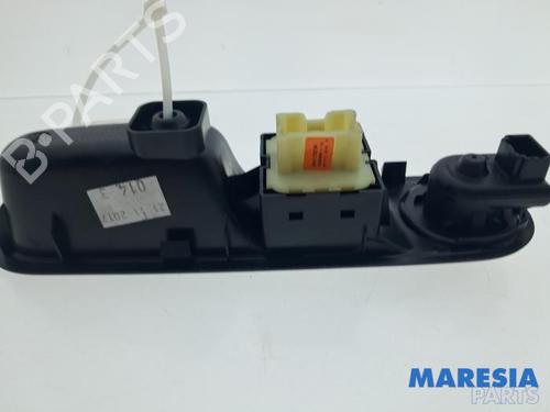 Switch RENAULT TWINGO III (BCM_, BCA_) 1.0 SCe 70 | BP36158796I30 - Image 3