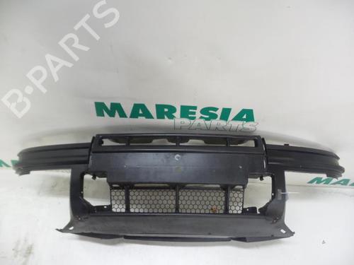 Used Front bumper RENAULT SCÉNIC I MPV (JA0/1_, FA0_) 2.0 16V RX4 (139 hp) 31450935