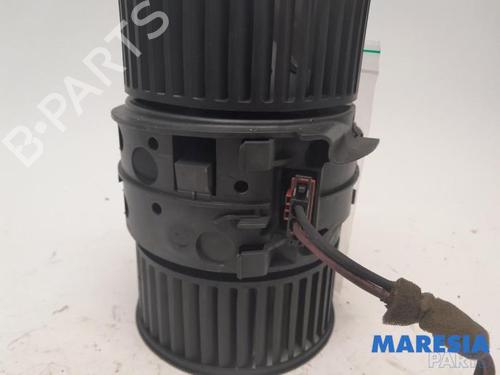 Heater blower motor RENAULT TRAFIC III Van (FG_) 1.6 dCi 95 (FGMJ, FGMR) | BP31419705M62 
