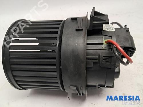 Heater blower motor PEUGEOT 2008 I (CU_) 1.2 VTi | BP31408362M62 - Image 3