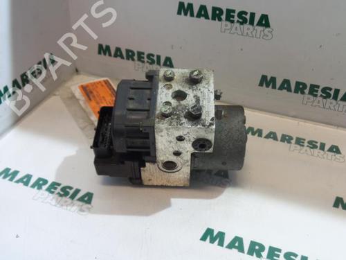 Used ABS pump FIAT MULTIPLA (186_) 1.9 JTD 110 (110 hp) 31477400
