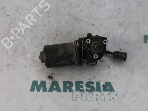 Used Front wiper motor PEUGEOT EXPERT Van (222) 1.9 D 70 (69 hp) 31528990