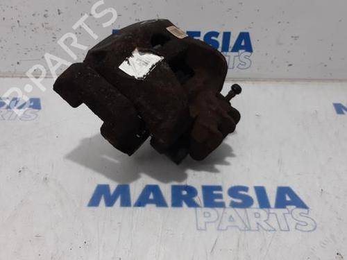 Used Right front brake caliper PEUGEOT 3008 I MPV (0U_) 1.6 THP (150 hp) 31506566