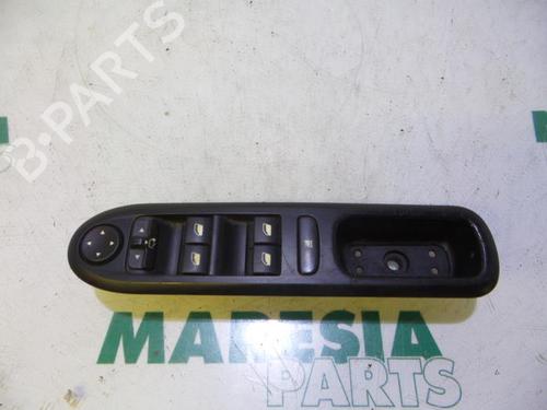 switch-peugeot-407-6d_-2004-2005-2006-2007-2008-2009-2010-2011-31400421 main image