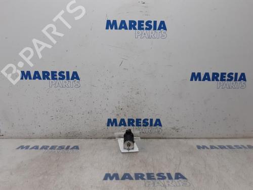 Used Ignition barrel PEUGEOT 308 SW II (LC_, LJ_, LR_, LX_, L4_) 1.6 BlueHDi 120 (120 hp) 31494148