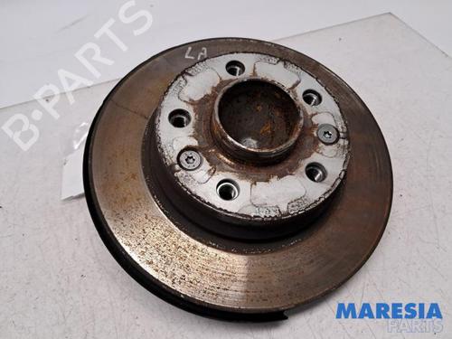 Used Left rear steering knuckle RENAULT MEGANE IV Grandtour (K9A/M/N_) 1.3 TCe 115 (K9N9) (116 hp) 31429034