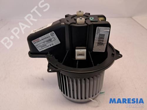 Used Heater blower motor FIAT 500 (312_) 0.9 (312AXN1A) (80 hp) 31391883