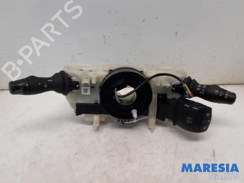 Used Switch RENAULT ZOE Hatchback Van (BFM_) Electric (BFME) (92 hp) 31416149