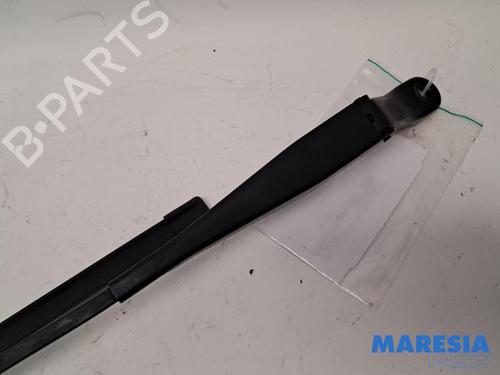 Front windshield wiper arm RENAULT TWINGO II (CN0_) 1.2 (CN0D) | BP31437738C143
