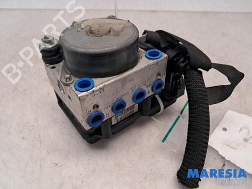 Used ABS pump FIAT PUNTO (199_) 0.9 (101 hp) 31415136