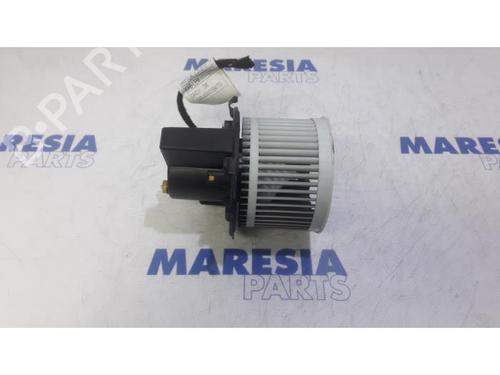Used Heater blower motor FIAT 500 C (312_) 1.2 (312CXA1A, 312AXA1A) (69 hp) 31443601