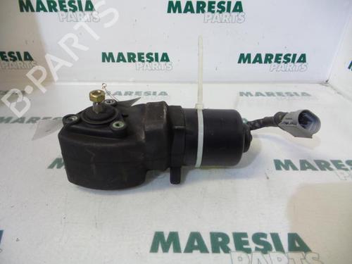 Used Front wiper motor RENAULT LAGUNA I (B56_, 556_) 1.8 16V (B563, B564) (120 hp) 31485310