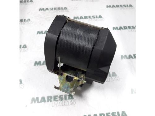 rear-center-seatbelt-renault-clio-ii-bb_-cb_-1998-1999-2000-2001-2002-2003-2004-2005-2006-2007-2008-2009-2010-2011-2012-2013-2014-2015-2016-31464839 main image