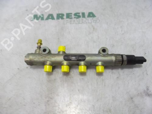 Used Injection rail PEUGEOT 307 (3A/C) 1.4 HDi (68 hp) 31412482