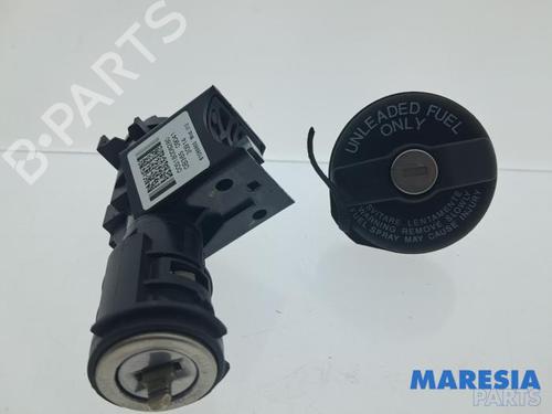 Used Ignition barrel Ignition barrel FIAT 500 (312_) 0.9 (312AXN1A) (80 hp) 33707783 33707783