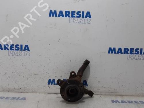 Used Left front steering knuckle RENAULT TWINGO I (C06_) 1.2 (C066, C068) (58 hp) 31448427