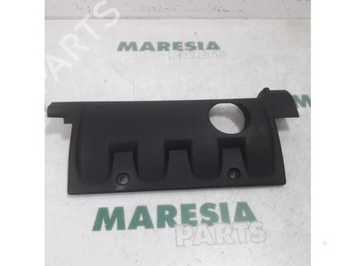 Used Valve cover PEUGEOT 308 CC (4B_) 1.6 16V (120 hp) 31423190