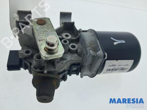 Used Front wiper motor Front wiper motor RENAULT CLIO IV Grandtour (KH_) 1.2 TCe 120 (KHAU) (118 hp) 39750716 39750716