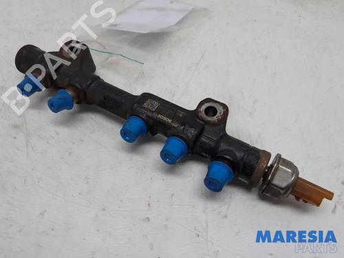 Used Injection rail Injection rail PEUGEOT 208 I (CA_, CC_) 1.6 BlueHDi 100 (100 hp) 31408027 31408027