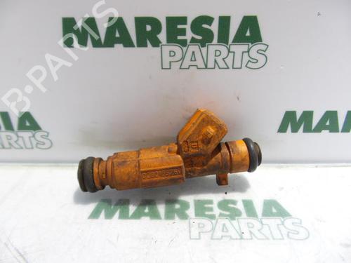Used Injector ALFA ROMEO 156 (932_) 1.6 16V T.SPARK (932A4) (112 hp) 31473641