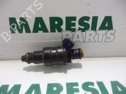 Used Injector RENAULT MEGANE I Coach (DA0/1_) 1.6 e (DA0F) (90 hp) 31385553