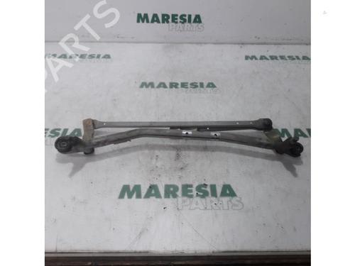 Used Front wipers mechanism CITROËN C3 Pluriel (HB_) 1.4 (73 hp) 31388500