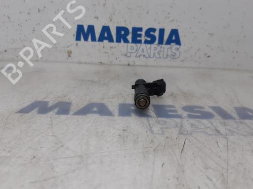 Injector PEUGEOT 307 CC (3B) 2.0 16V | BP31437743M100
