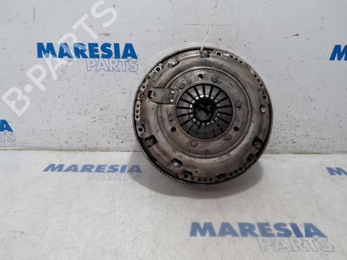 Used Flywheel RENAULT TRAFIC III Van (FG_) 1.6 dCi 140 (FGMA, FGMC) (140 hp) 31383068