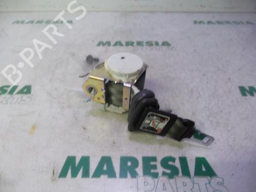 Used Rear center seatbelt RENAULT CLIO III (BR0/1, CR0/1) 1.2 16V (BR02, BR0J, BR11, CR02, CR0J, CR11) (75 hp) 31402465