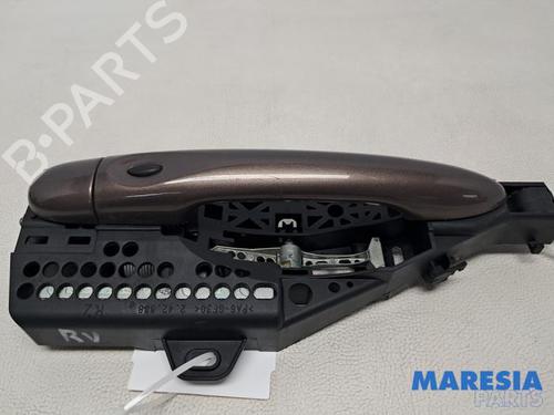Used Front right exterior door handle RENAULT CAPTUR I (J5_, H5_) 1.2 TCe 120 (120 hp) 31816456