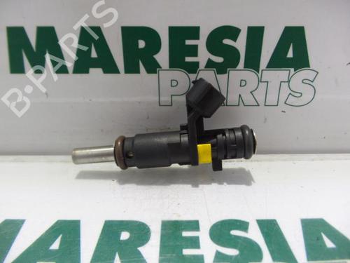 Used Injector PEUGEOT 3008 I MPV (0U_) 1.6 VTi (120 hp) 31450002