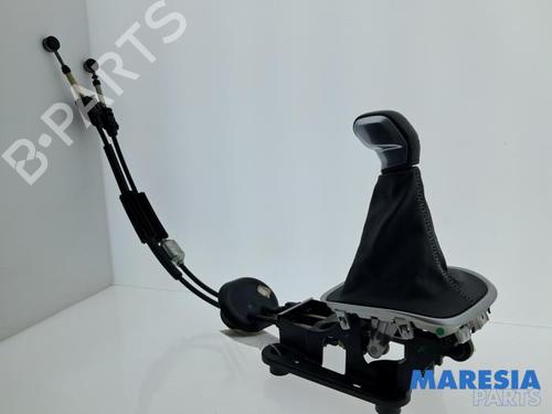 Used Gear lever Gear lever CITROËN C3 III (SX) 1.2 THP 110 (SXHNPS, SXHNZT, SXHNZ6) (110 hp) 34006964 34006964