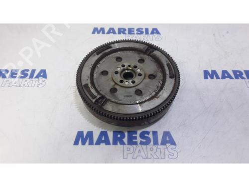 Used Flywheel ALFA ROMEO GIULIETTA (940_) 1.4 TB (940FXA1A, 940FXT1A) (120 hp) 31464307