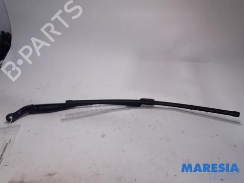 front-windshield-wiper-arm-fiat-500-312_-2007-31524279 main image