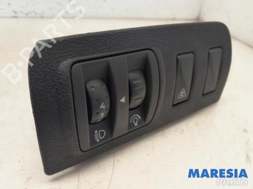 Used Switch Switch RENAULT MEGANE III Grandtour (KZ0/1) 1.4 TCe (KZ0F, KZ1V) (130 hp) 31497460 31497460