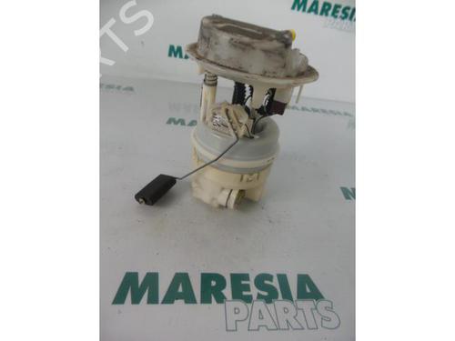 Used Fuel pump PEUGEOT 807 (EB_) 2.0 (136 hp) 31418922
