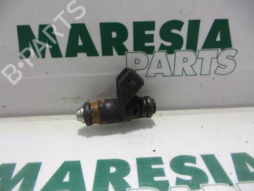 Used Injector RENAULT SCÉNIC I MPV (JA0/1_, FA0_) 1.6 (JA00) (110 hp) 31496197