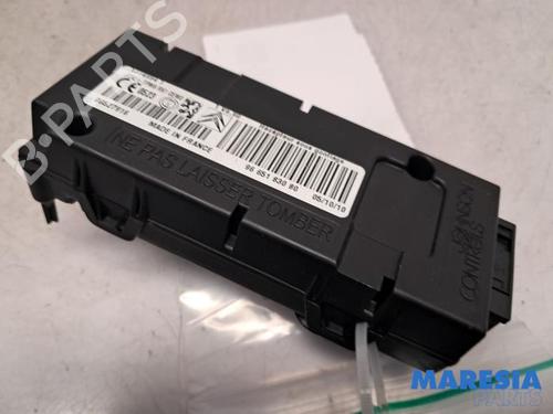 Used Electronic module PEUGEOT 3008 I MPV (0U_) 1.6 THP (156 hp) 31533415