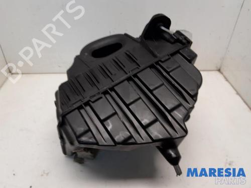 Used Air filter box RENAULT SCÉNIC III (JZ0/1_) 2.0 16V (JZ0G, JZ0P, JZ1E, JZ1P) (140 hp) 31429479