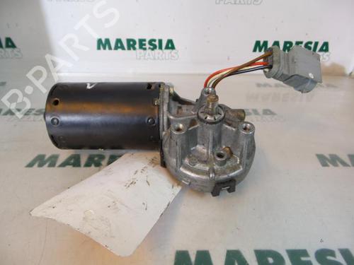 Used Front wiper motor RENAULT SCÉNIC I MPV (JA0/1_, FA0_) 1.8 16V (JA12, JA1R, JA1M, JA1A) (115 hp) 31466983
