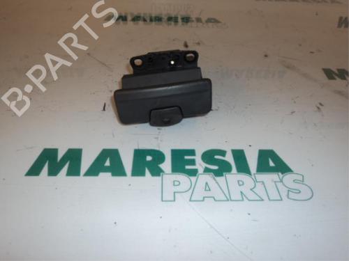 Comutador RENAULT VEL SATIS (BJ0_) 3.0 dCi (BJ0J, BJ0N) (177 hp) 31391975