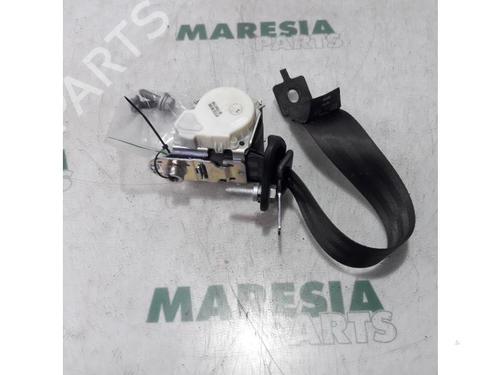 rear-left-seatbelt-renault-clio-iii-br01-cr01-2005-2006-2007-2008-2009-2010-2011-2012-2013-2014-31485242 main image