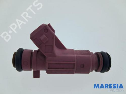 Used Injector Injector FIAT BRAVO II (198_) 1.4 (198AXA1B) (90 hp) 33471151 33471151