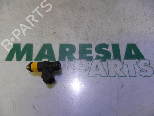 Used Injector RENAULT KANGOO Express (FC0/1_) 1.6 16V (95 hp) 31430882